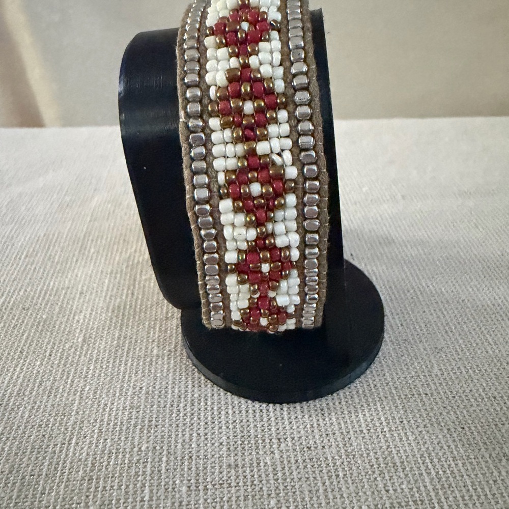Beaded Red & White Women's Bracelet - Picture 4 of 4